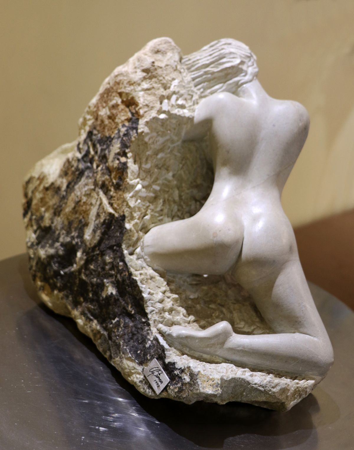 Mulher saindo da pedra | C.G.Simon 